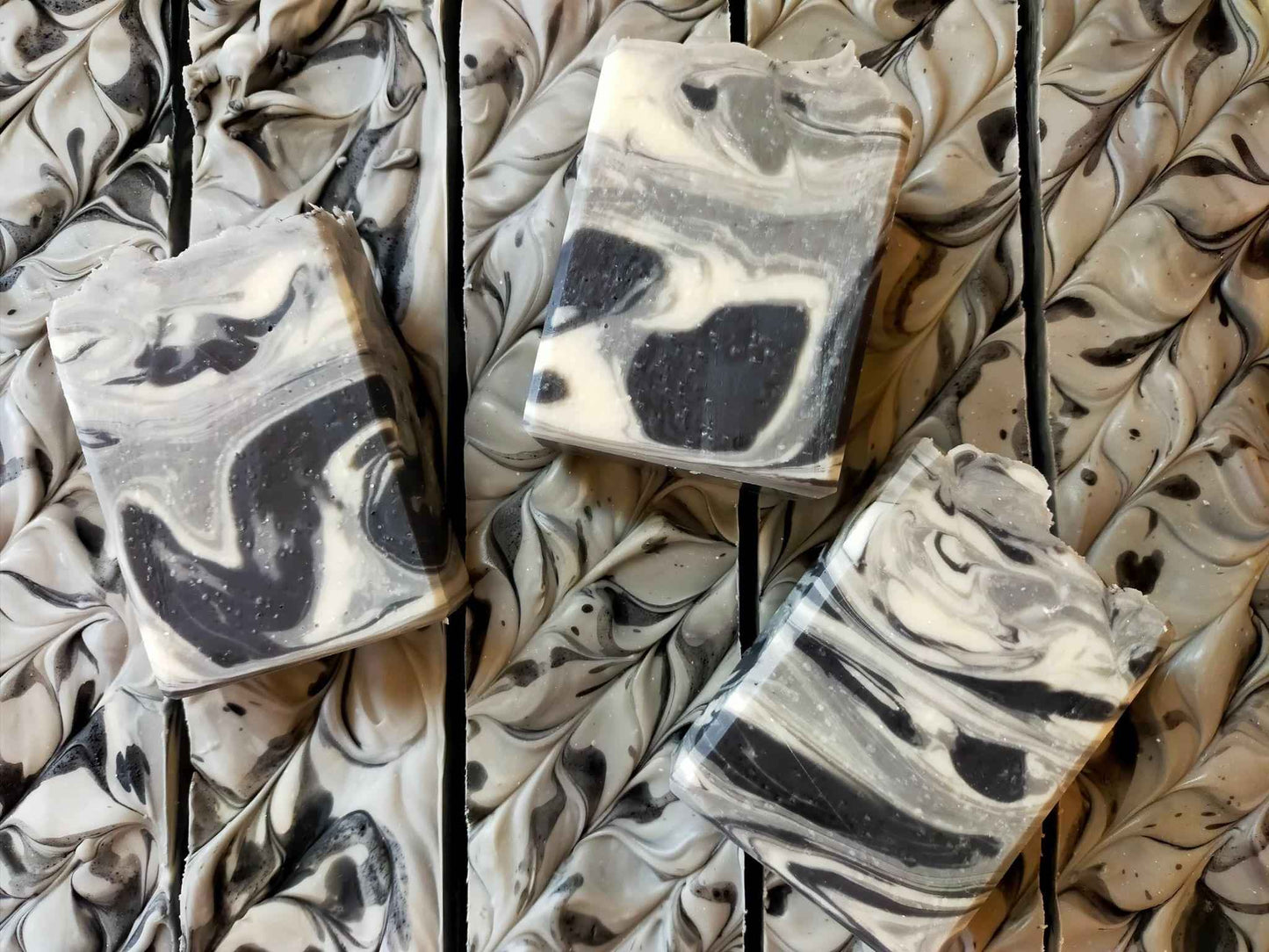 Leather & Oud Artisan Soap