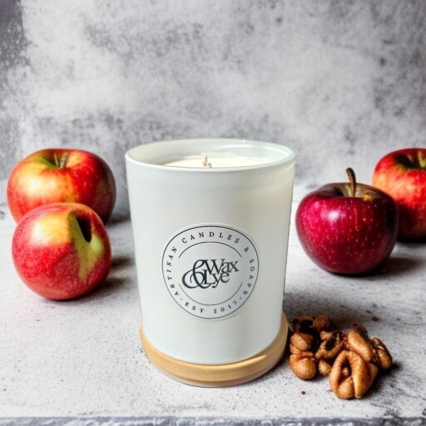 Apple & Walnut Cake Candles