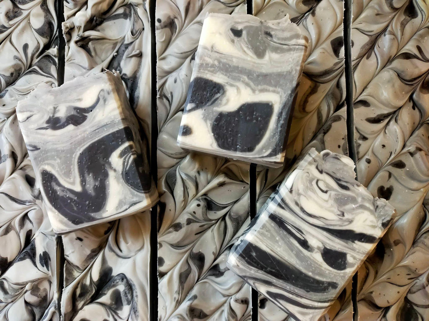 Leather & Oud Artisan Soap